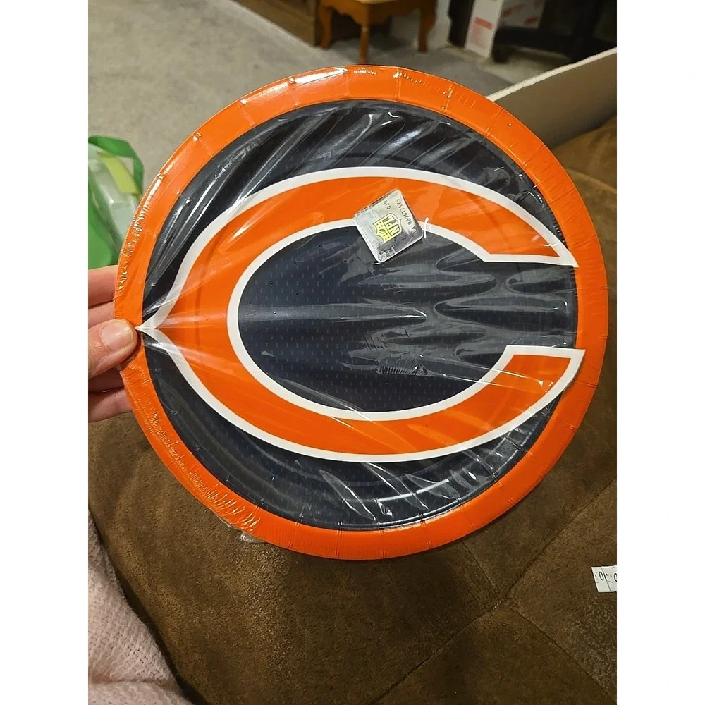 18pk Chicago Bears Party Paper Plates 9‎ Round Disposable NFL Football Sealed